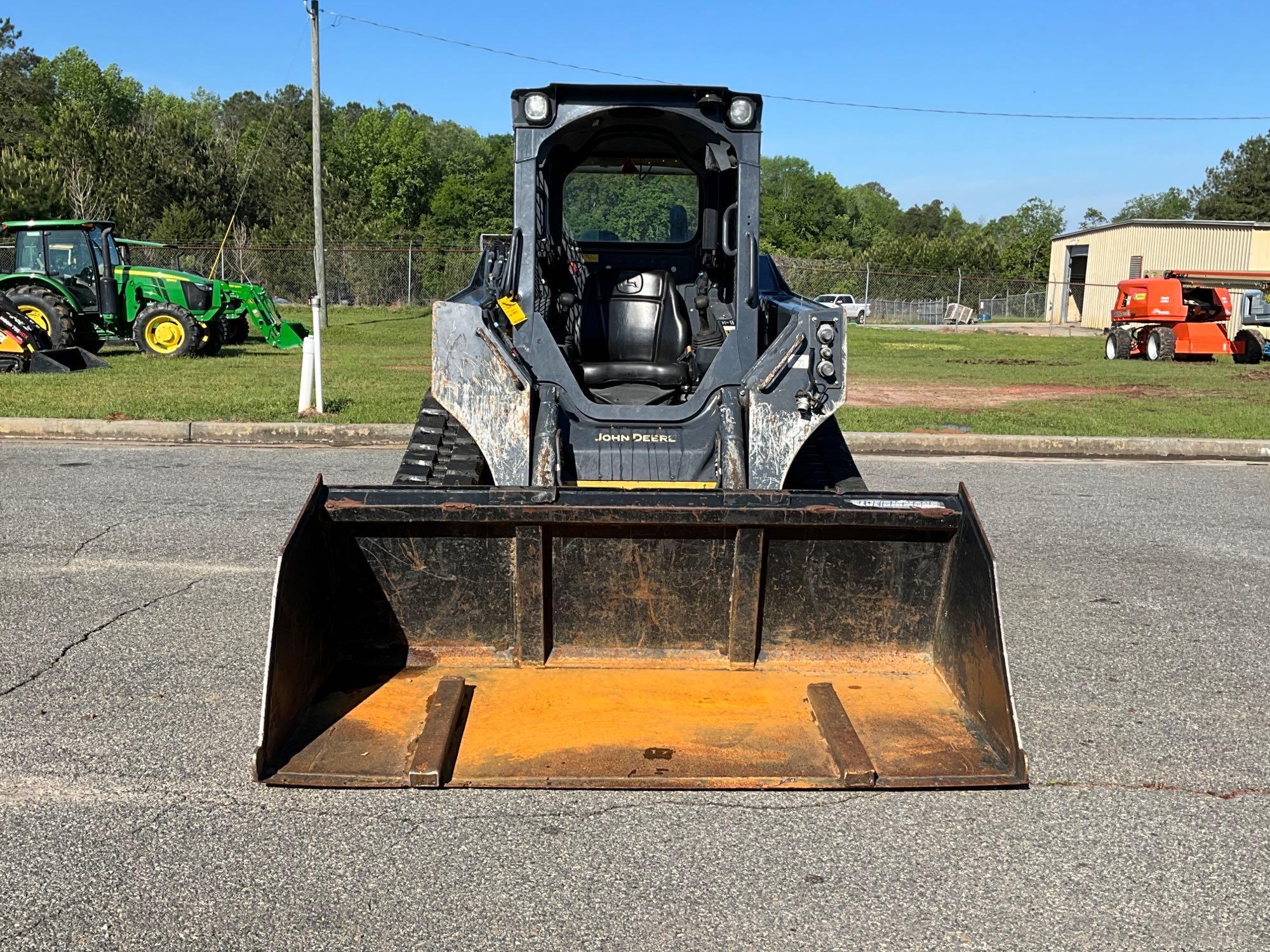 2019 John Deere 325G track loader