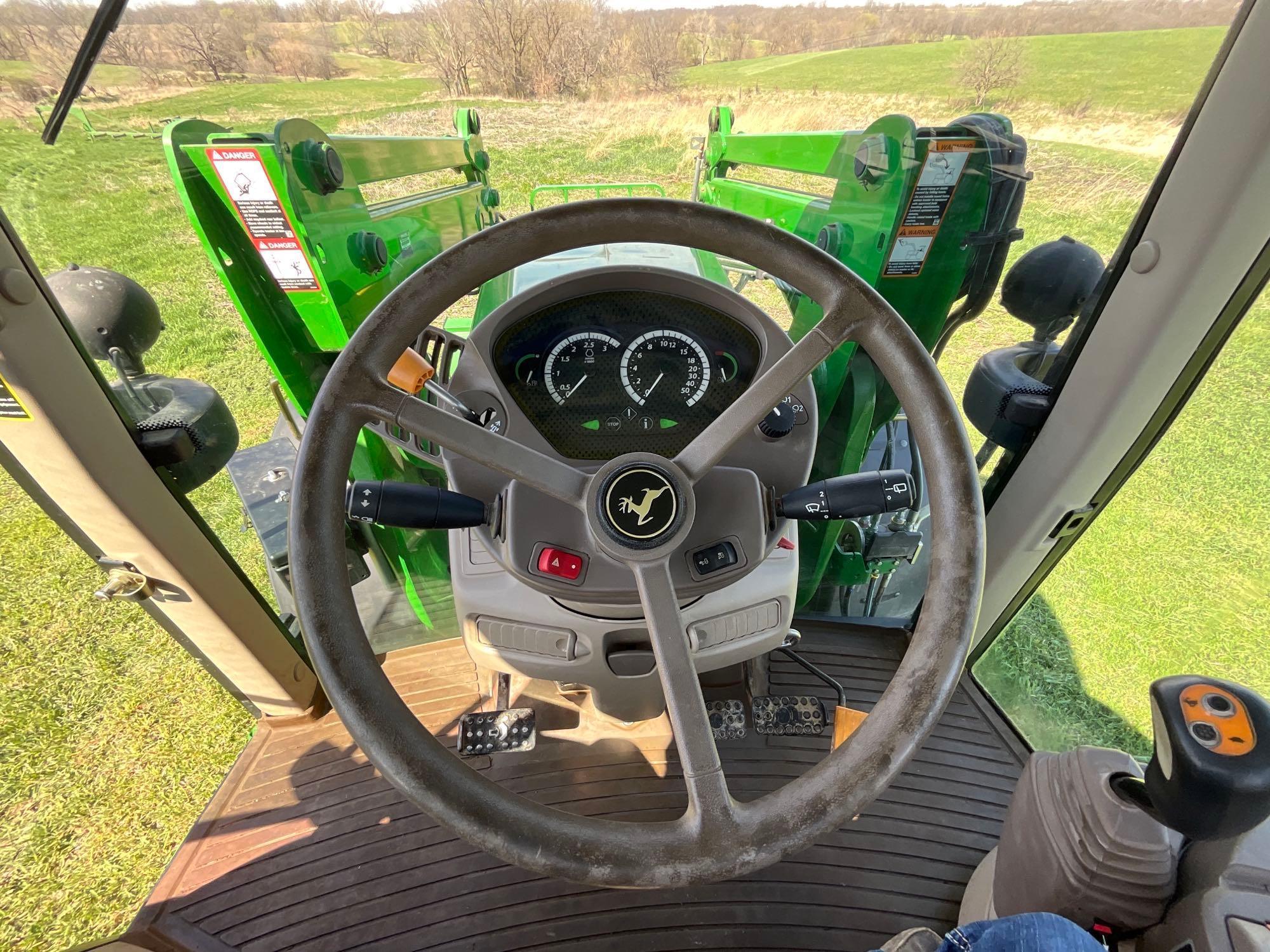 2008 John Deere 7230 Premium MFWD tractor