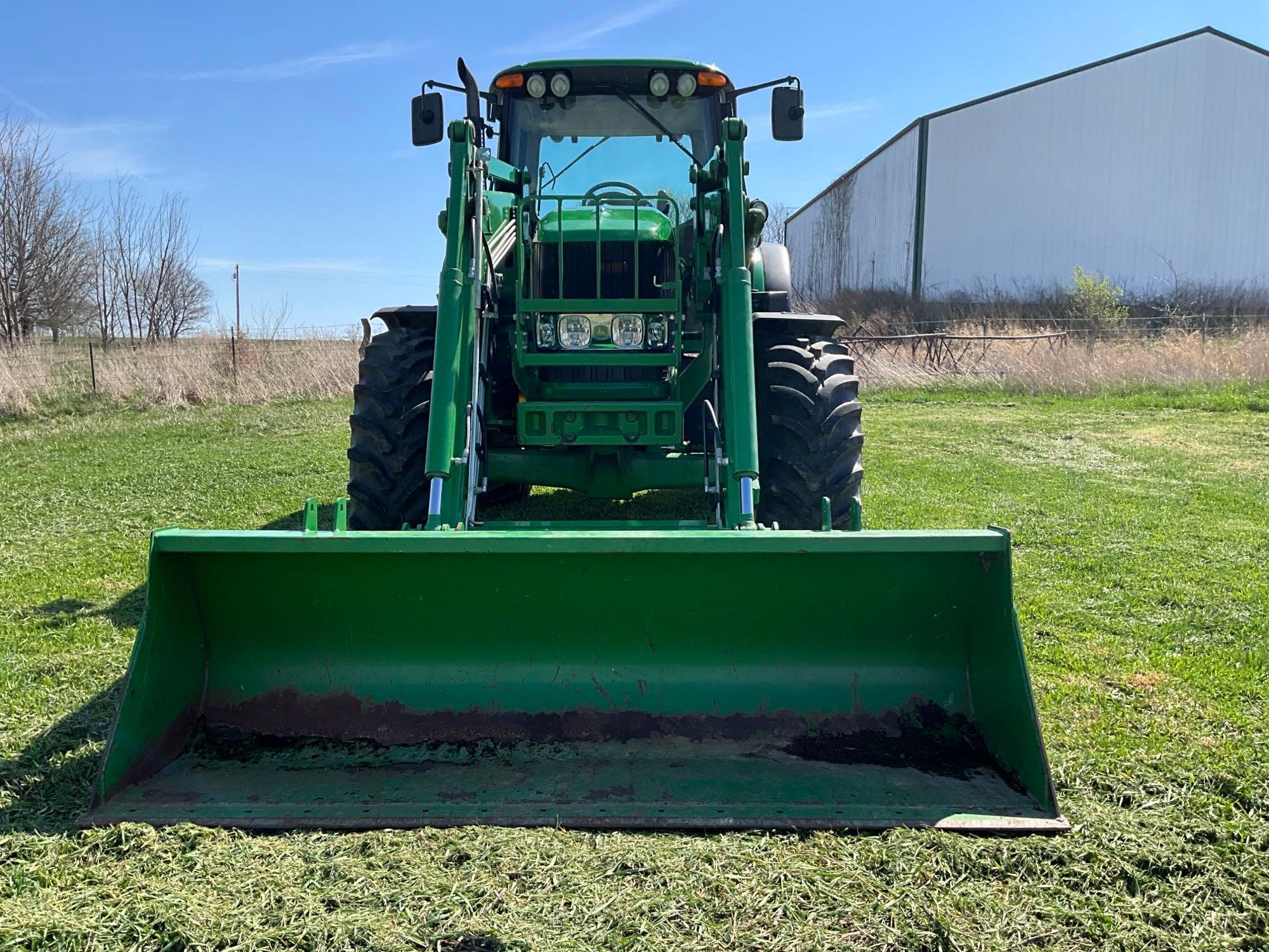 2008 John Deere 7230 Premium MFWD tractor