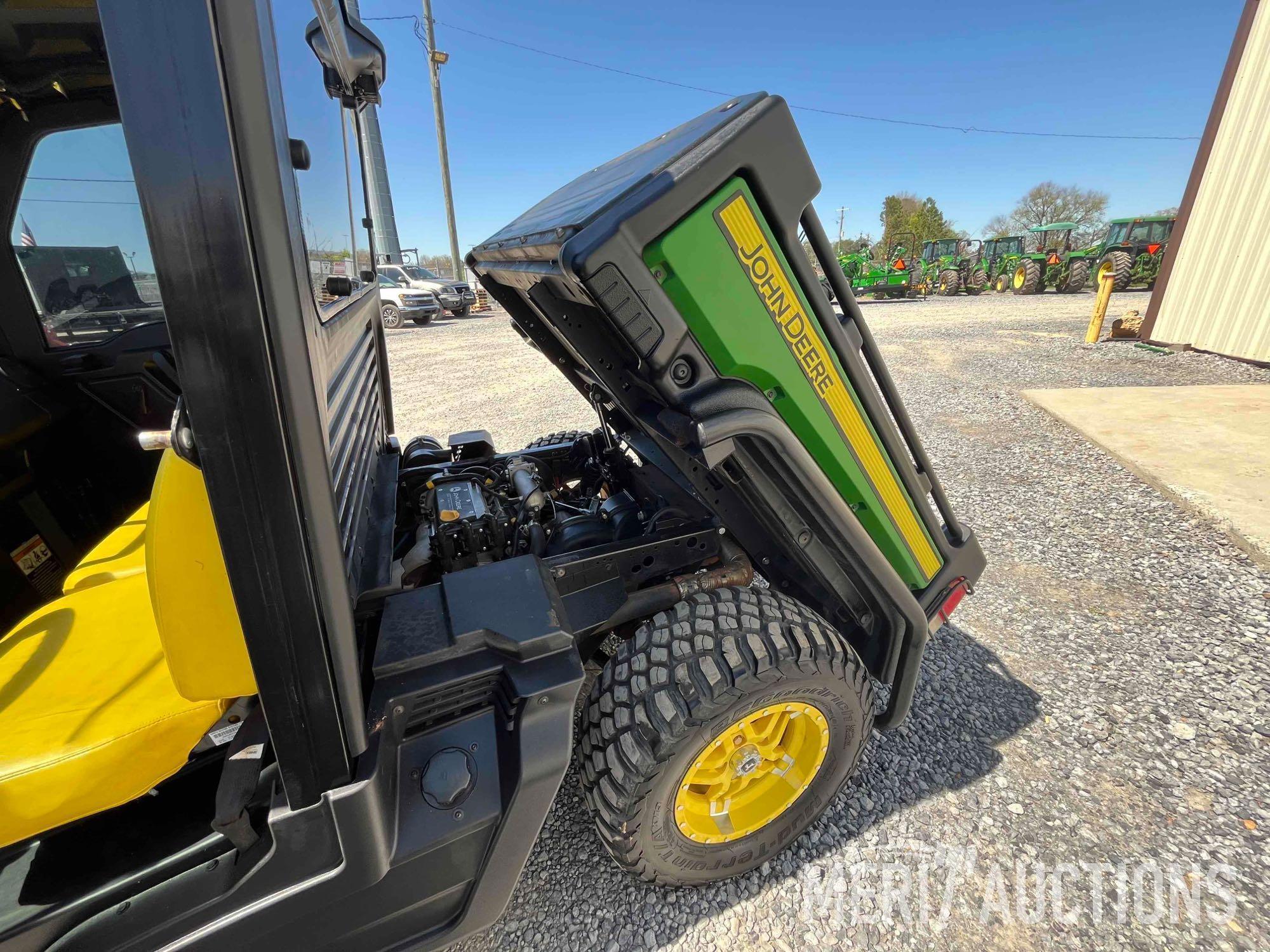 2019 John Deere 835M