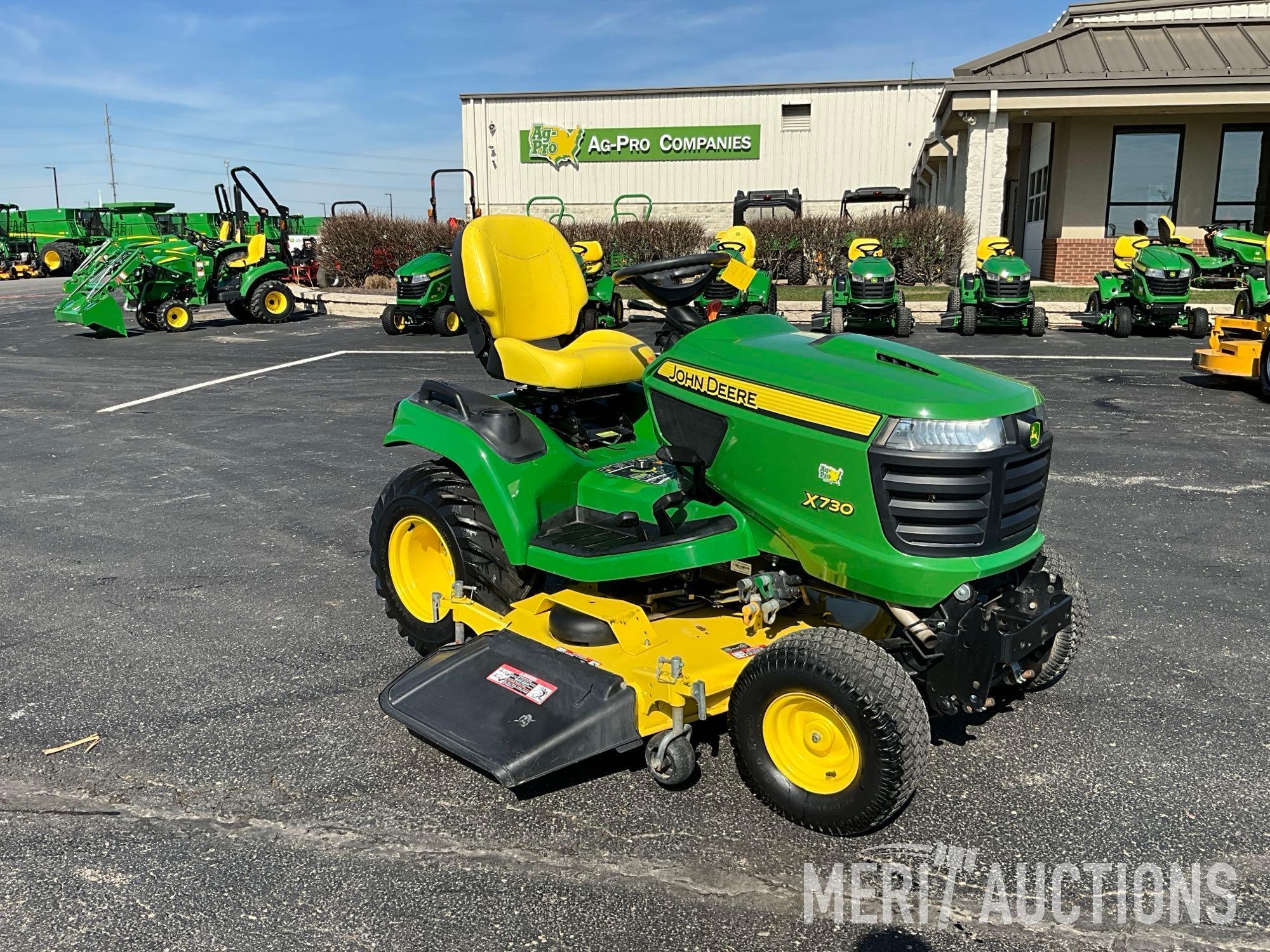 2016 John Deere X730