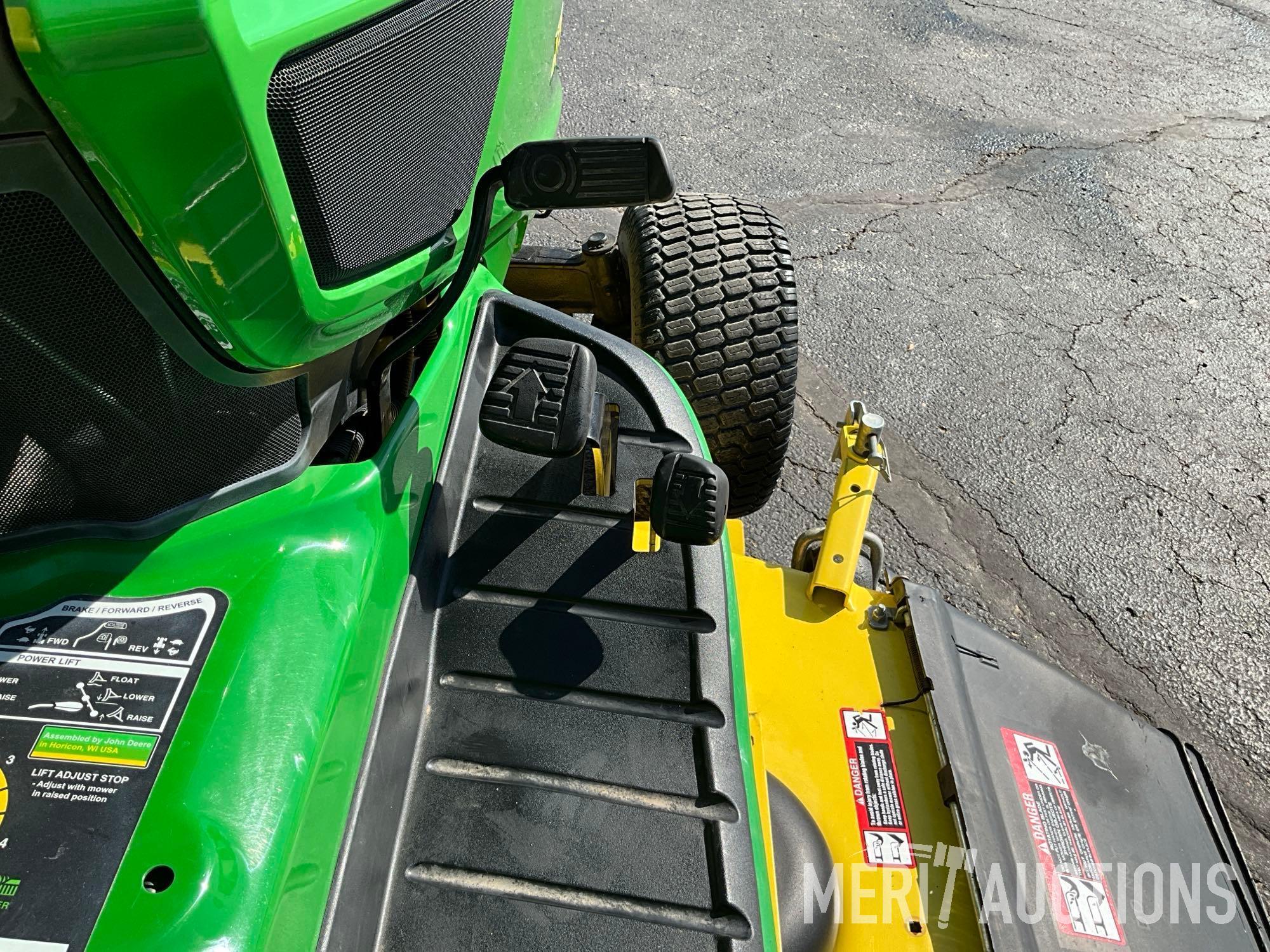 2016 John Deere X730