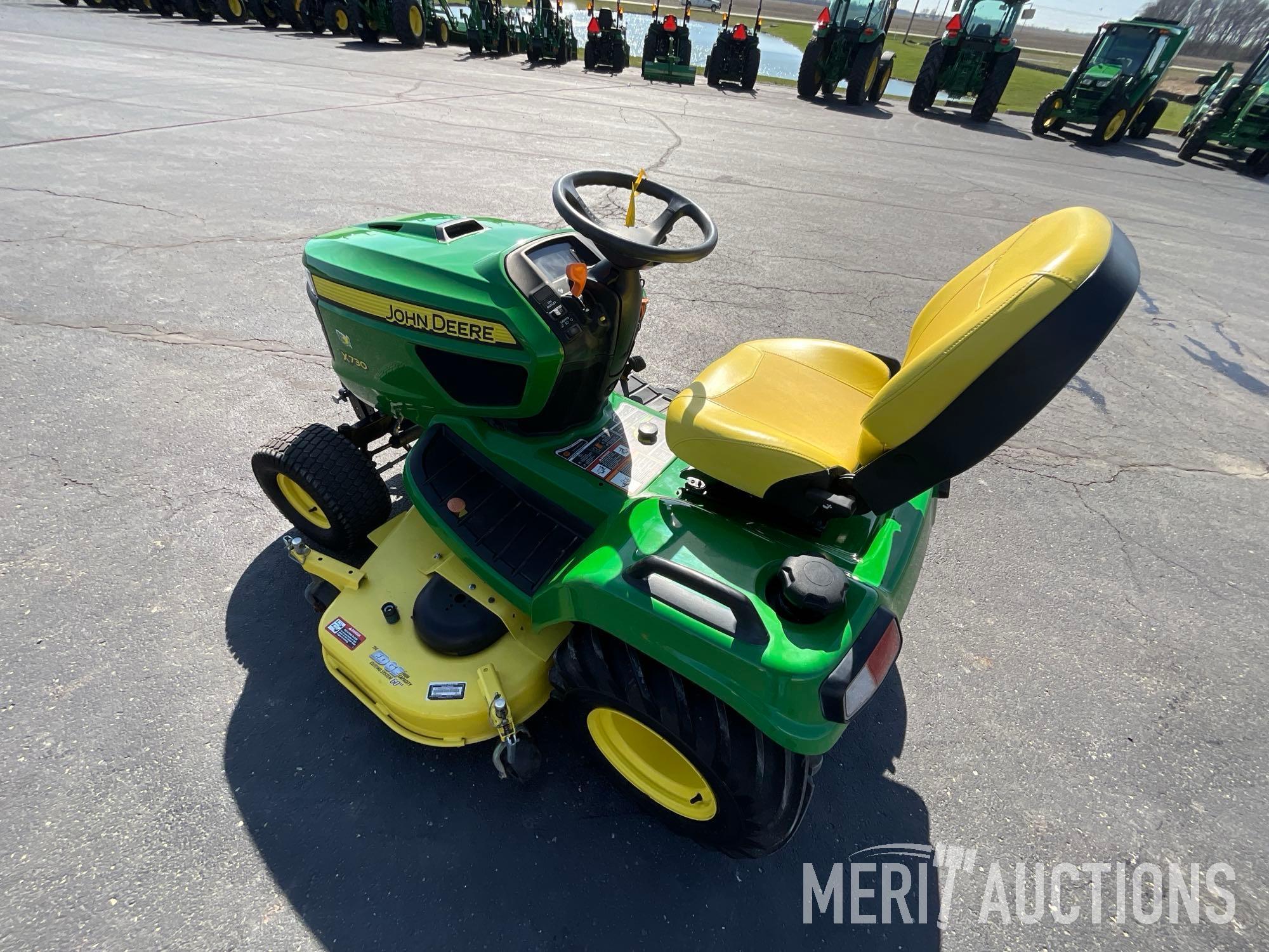 2016 John Deere X730