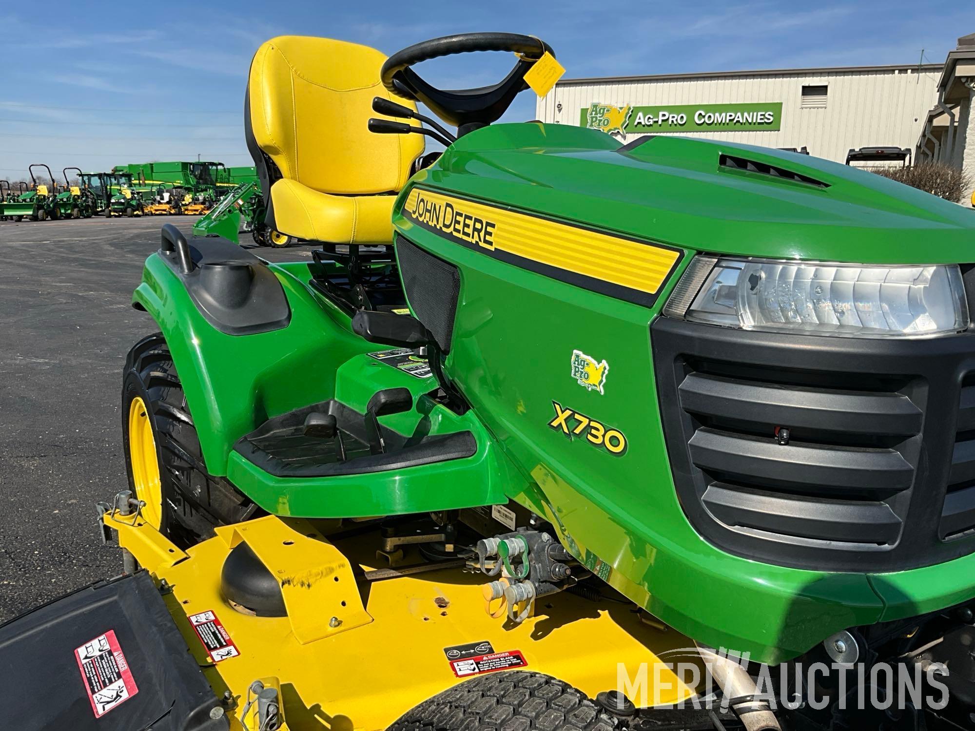 2016 John Deere X730