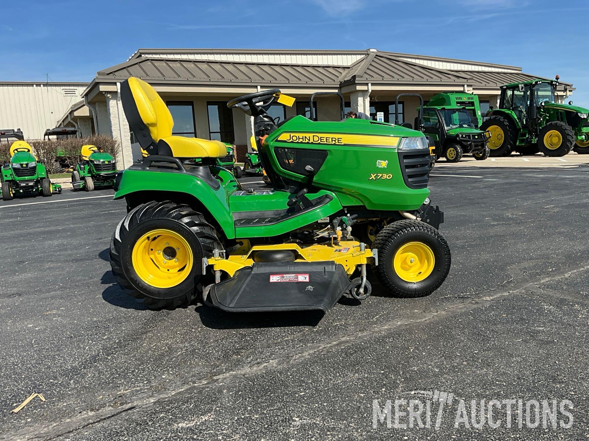 2016 John Deere X730