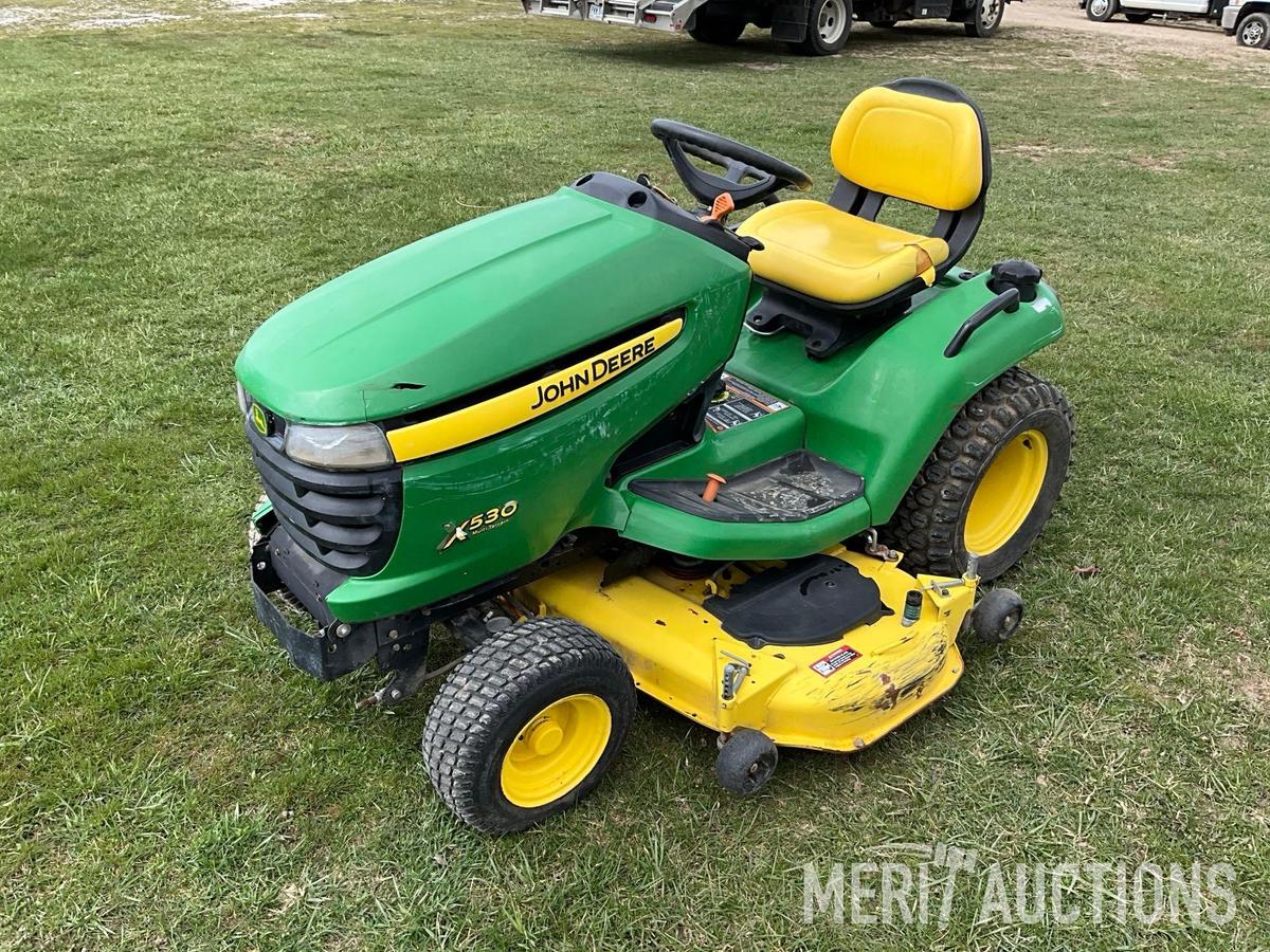 2010 John Deere X530