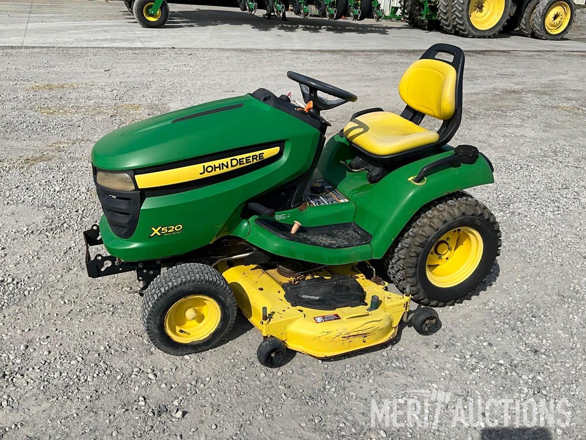 2009 John Deere X520