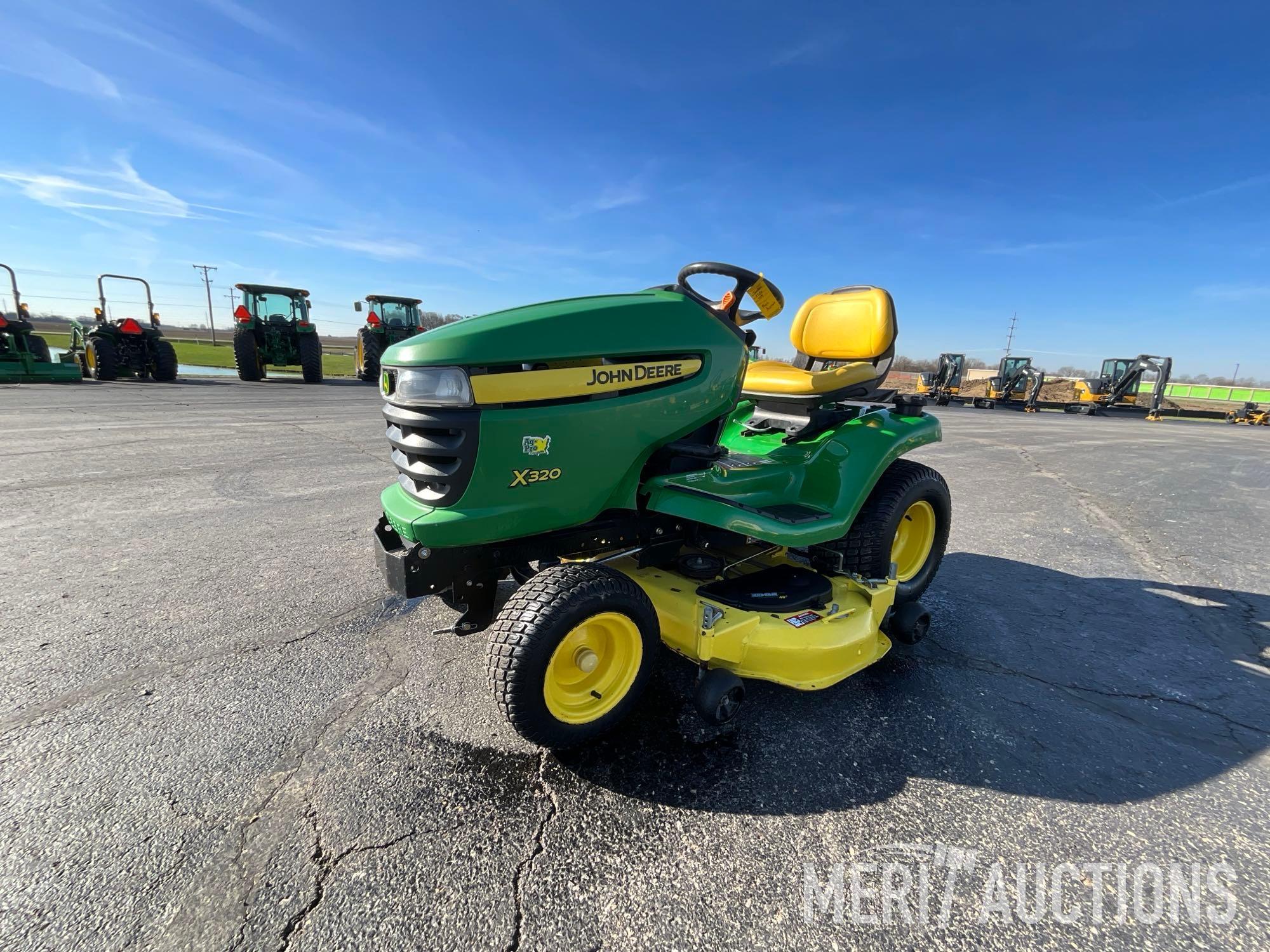 2013 John Deere X320