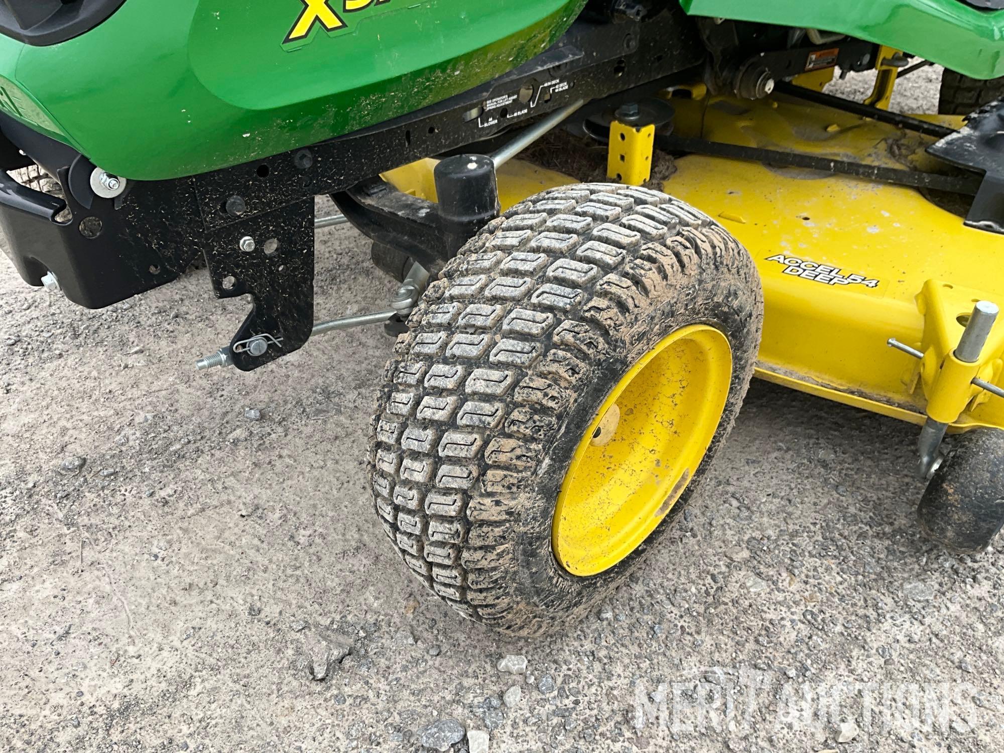 2022 John Deere X570