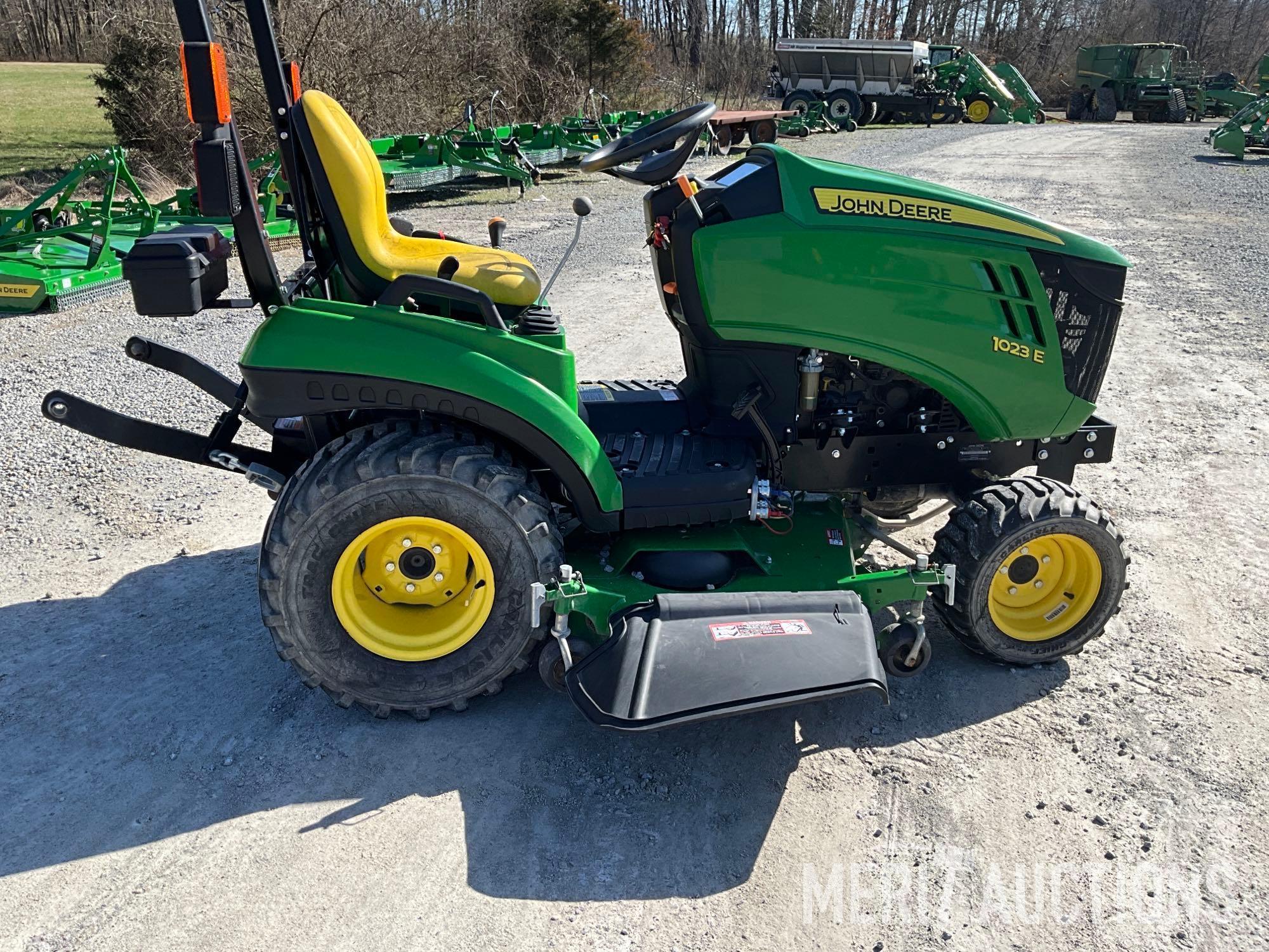 2016 John Deere 1023E