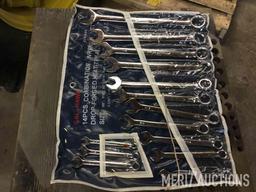 SAE Wrench set, open and box end