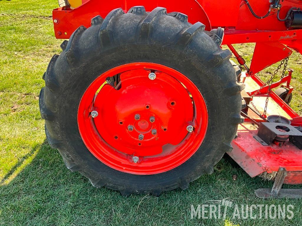 Allis Chalmers C gas tractor