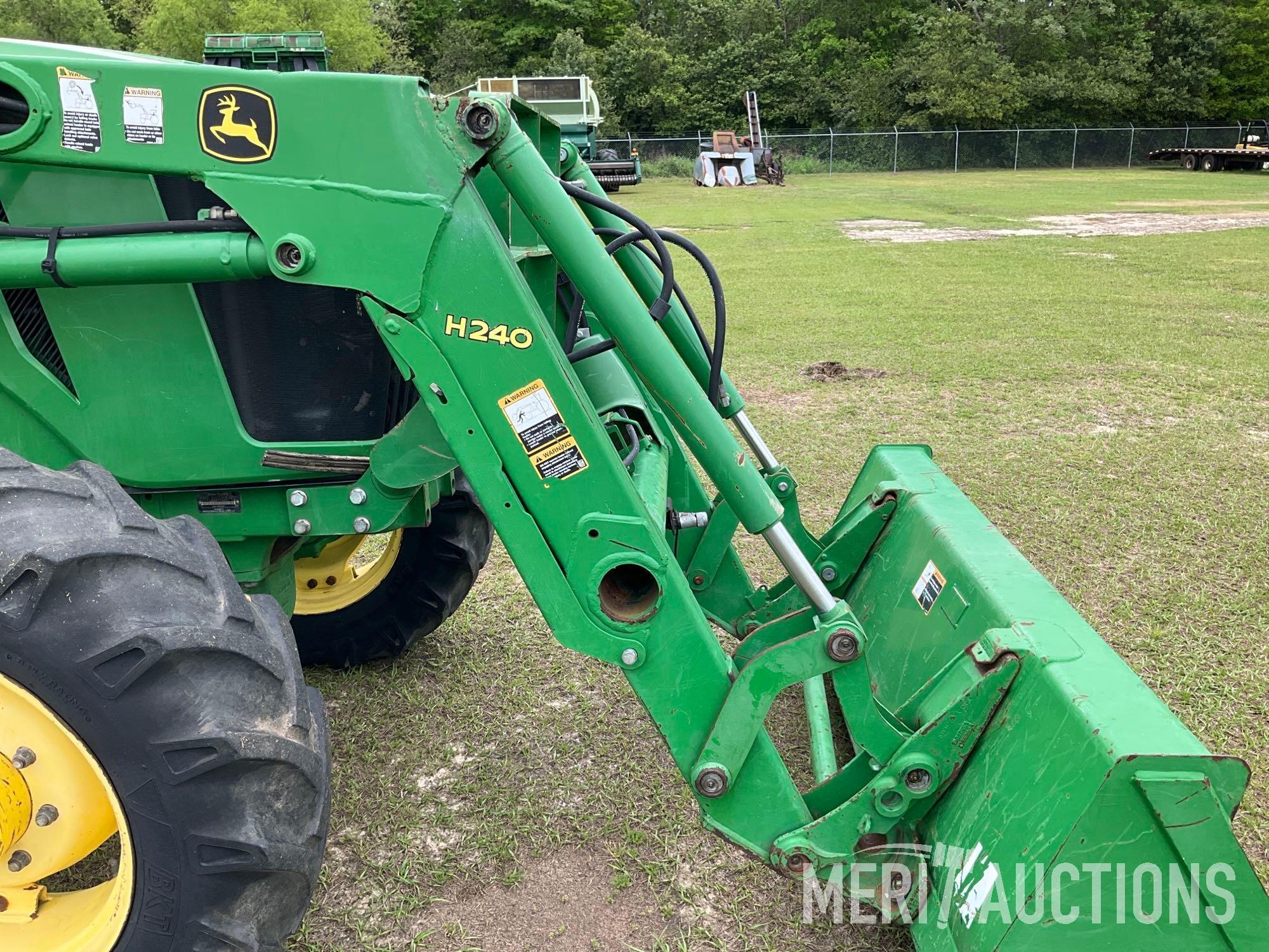 2013 John Deere 5085E