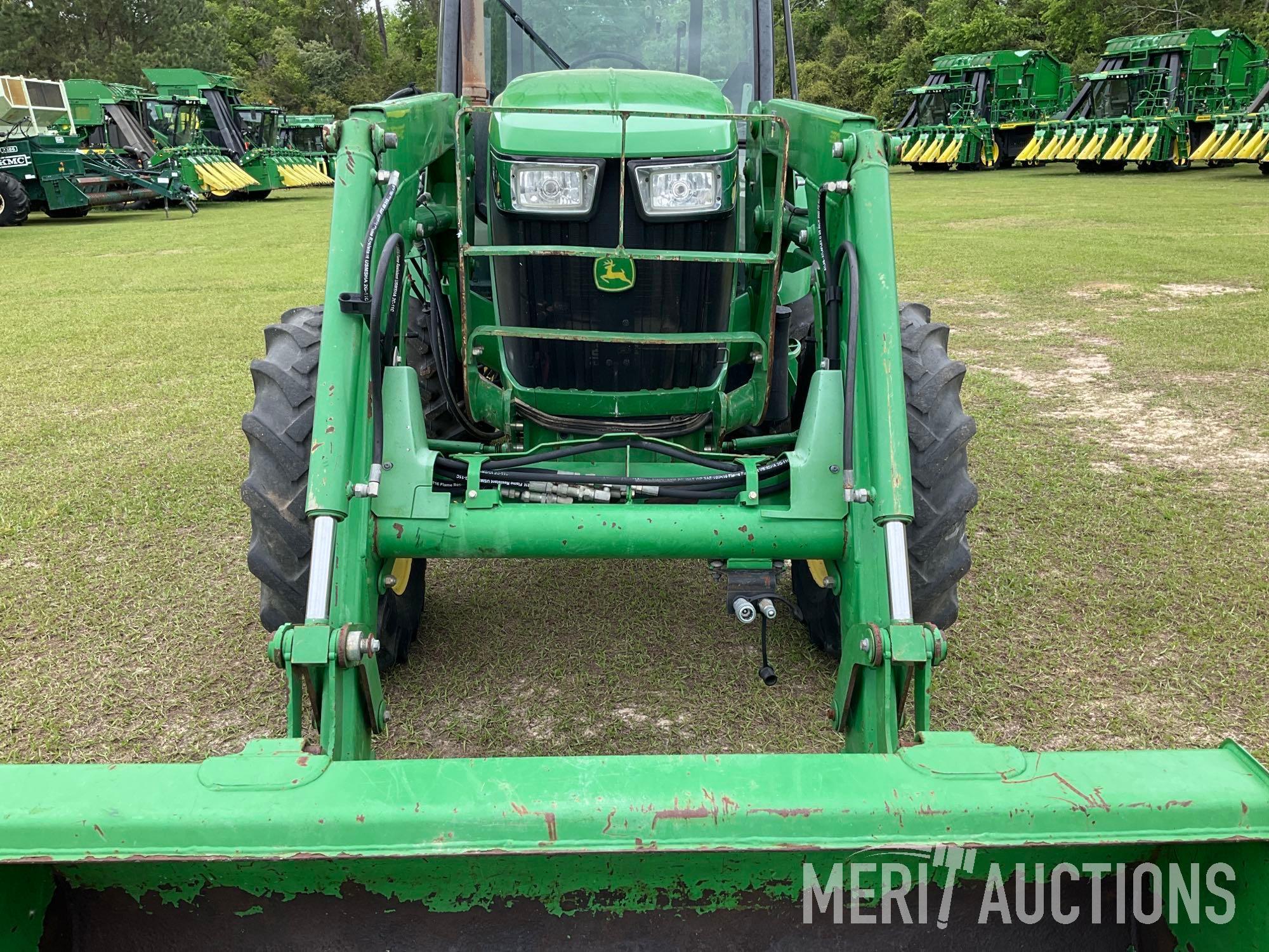 2013 John Deere 5085E