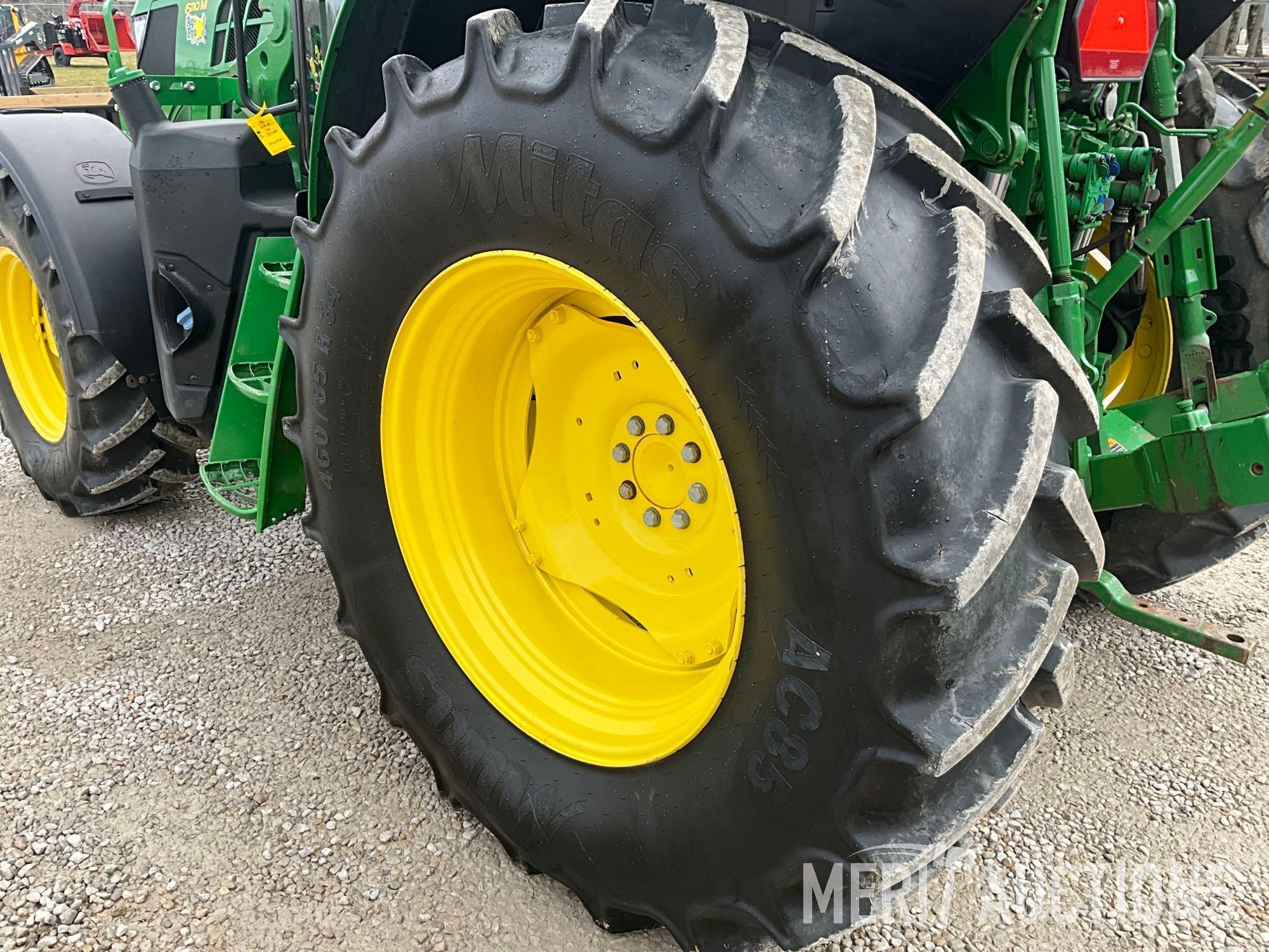 2019 John Deere 6110M