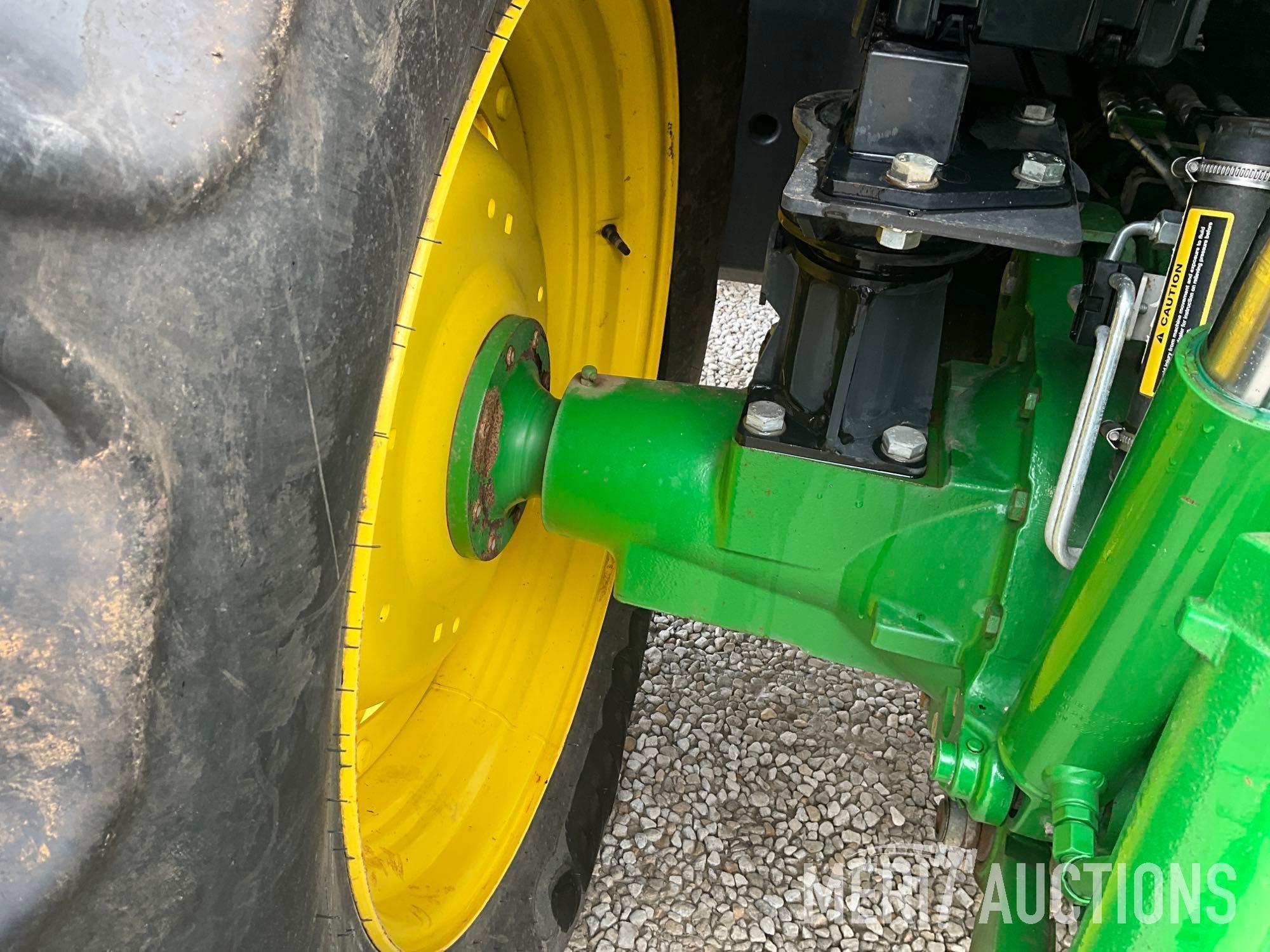 2019 John Deere 6110M