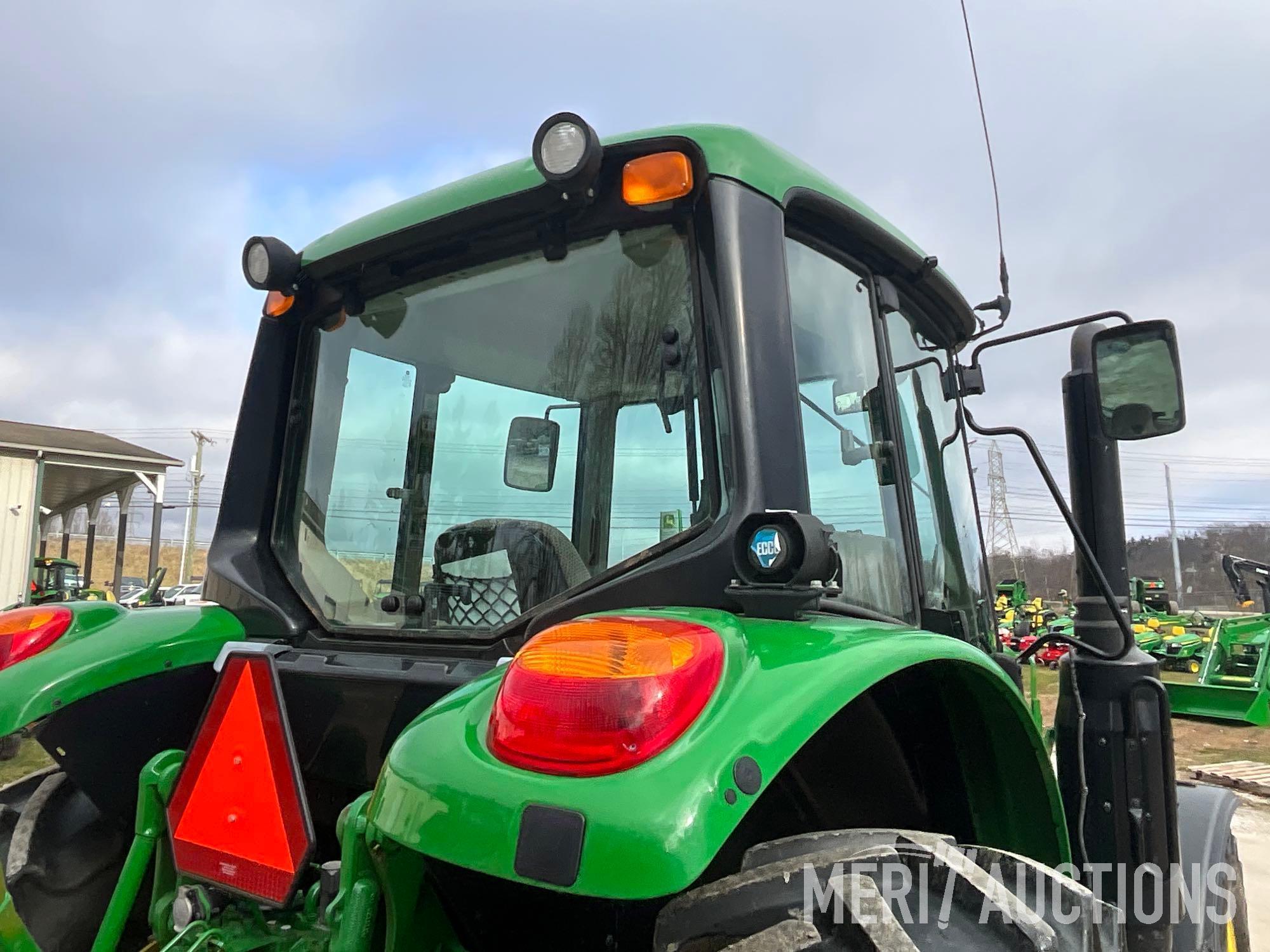 2019 John Deere 6110M