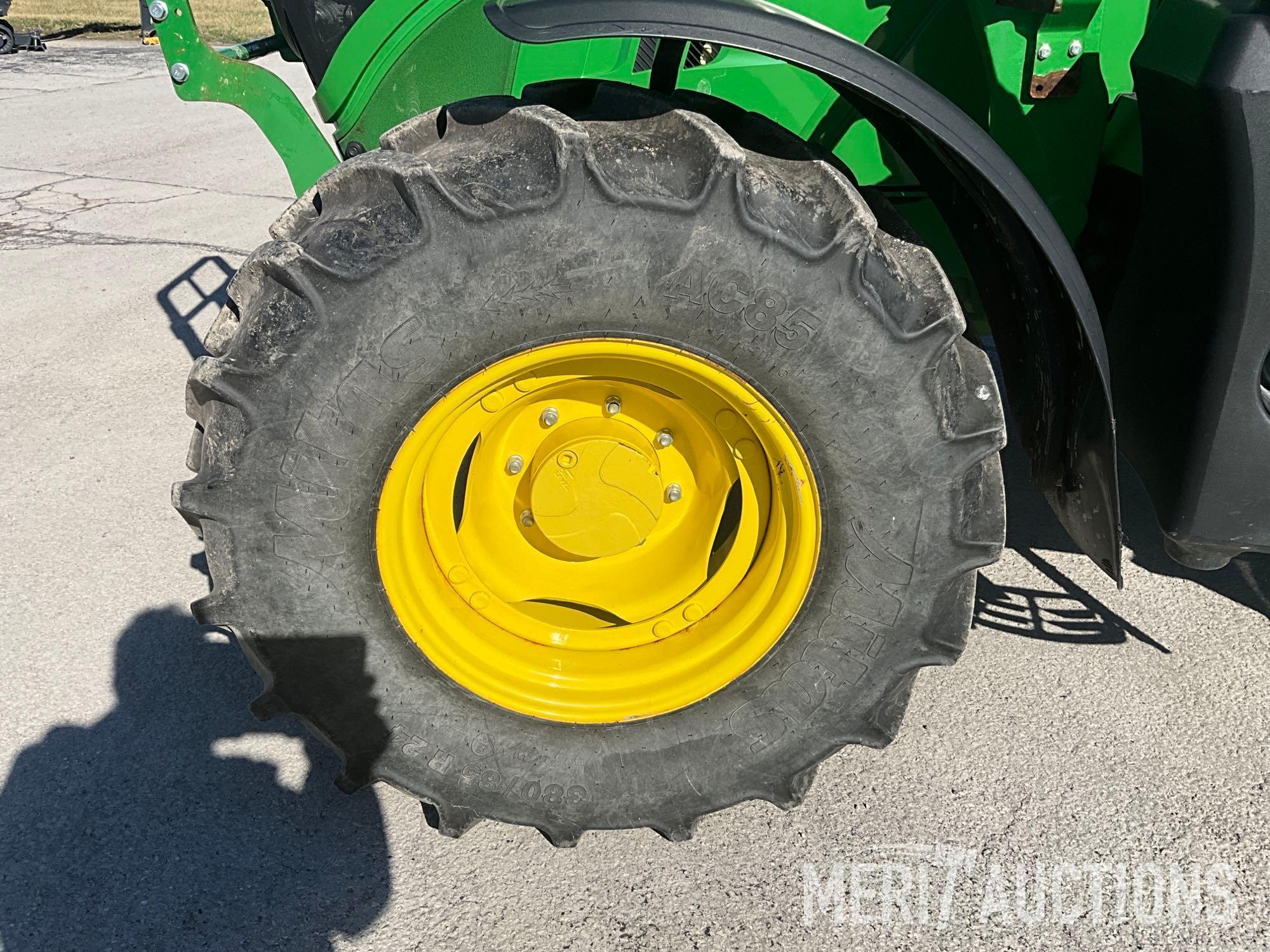 2019 John Deere 6110M