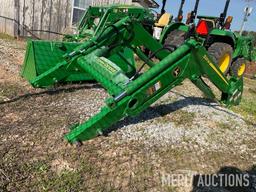 2019 John Deere 520M