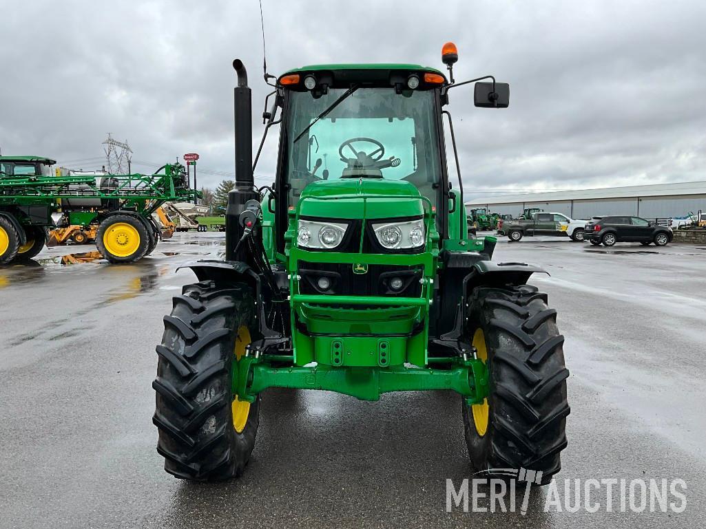 2019 John Deere 6110M