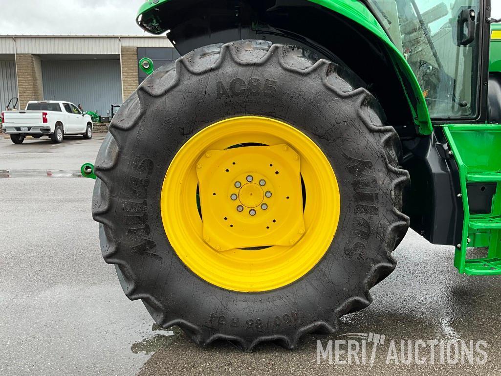 2019 John Deere 6110M