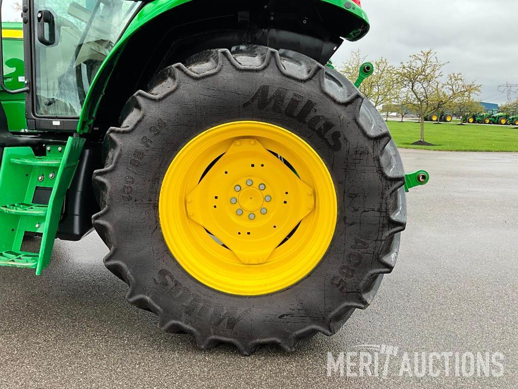 2019 John Deere 6110M