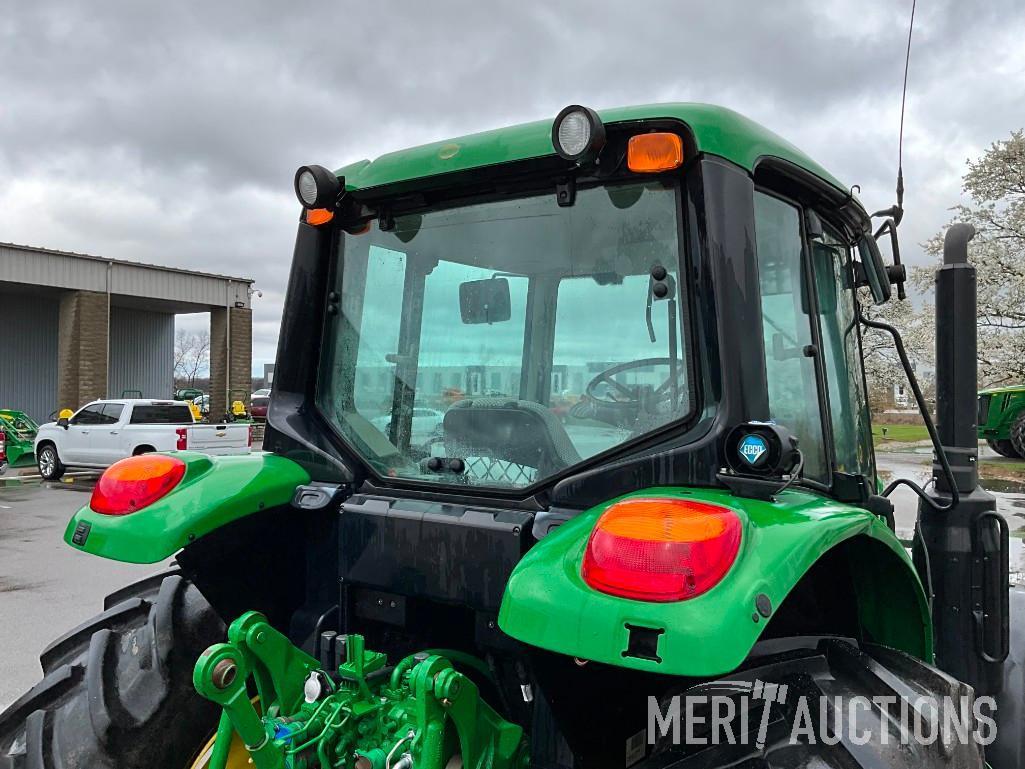 2019 John Deere 6110M