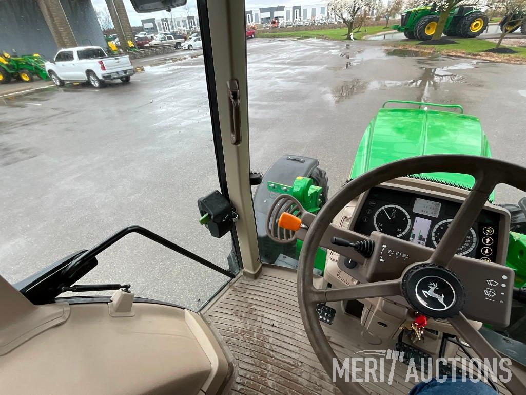 2019 John Deere 6110M