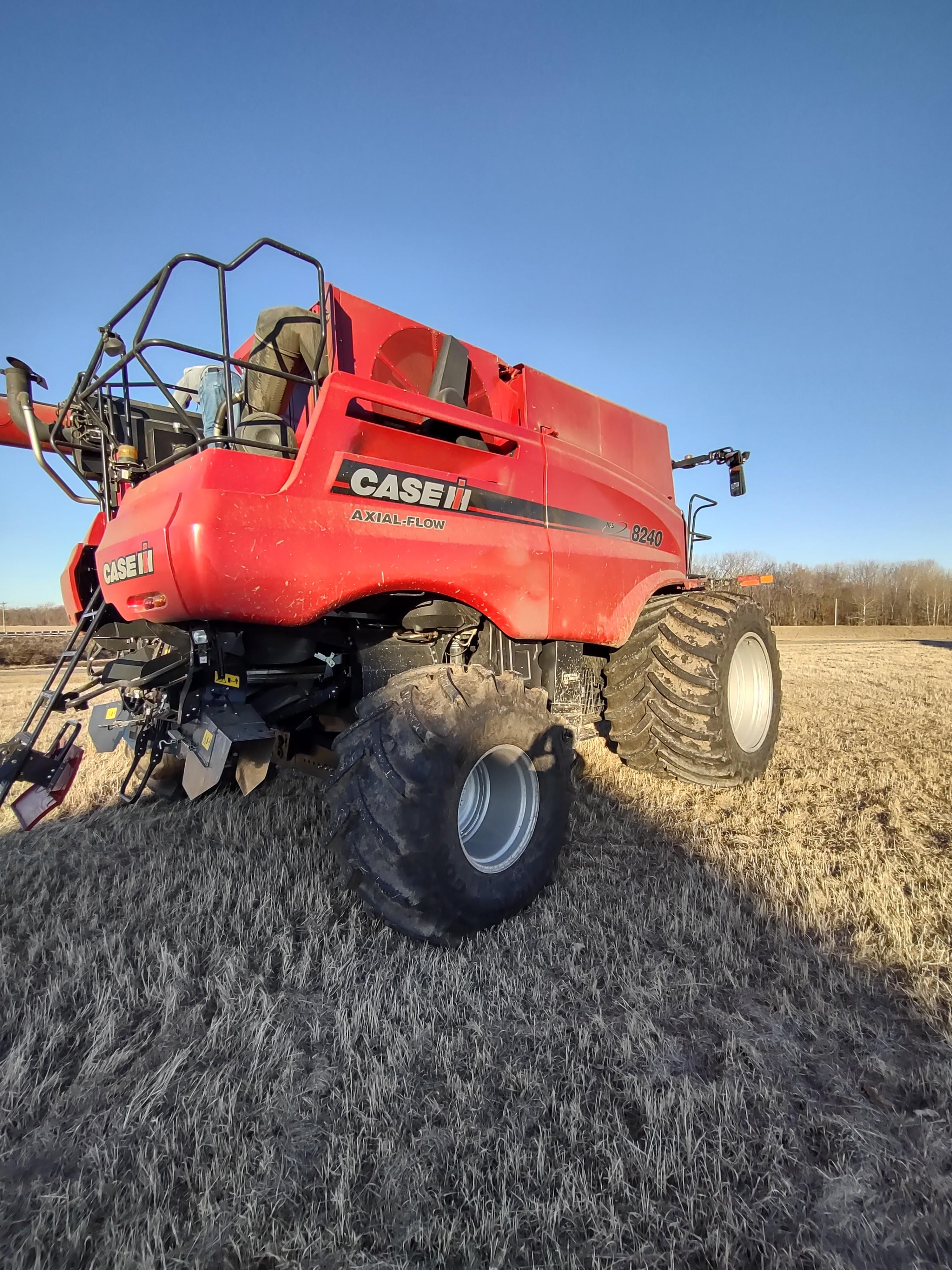 2017 Case IH 8240 Combine