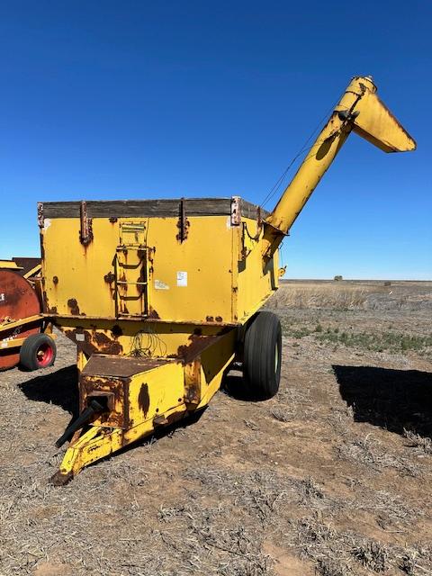 BIG 12 GRAIN TRAILER