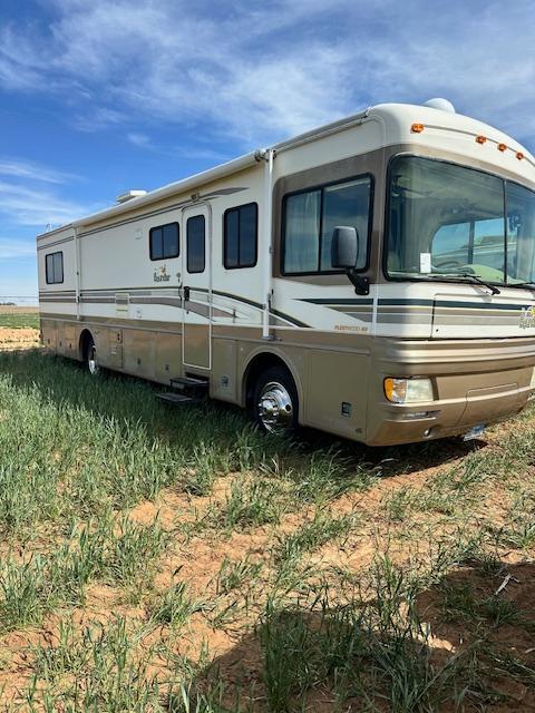 FLEETWOOD BOUNDER RV