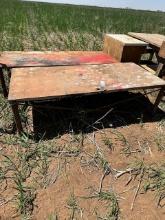 2 METAL TABLES