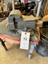 SMALL WILTON VISE