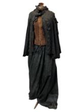 ANTIQUE VICTORIAN OUTFIT DRESS ON MANIKEN