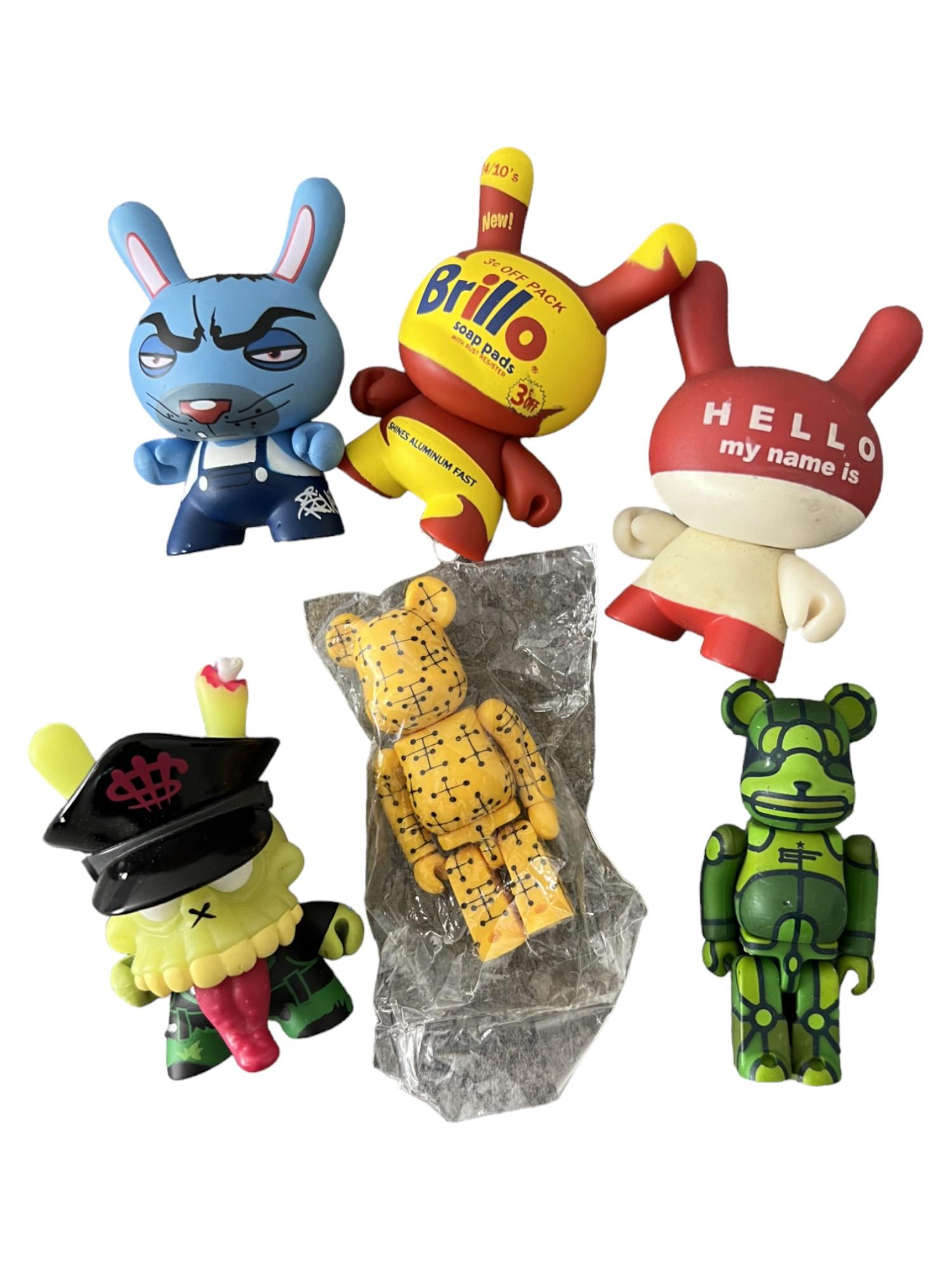 KIDROBOT DUNNY VINYL FIGURE COLLECTION LOT