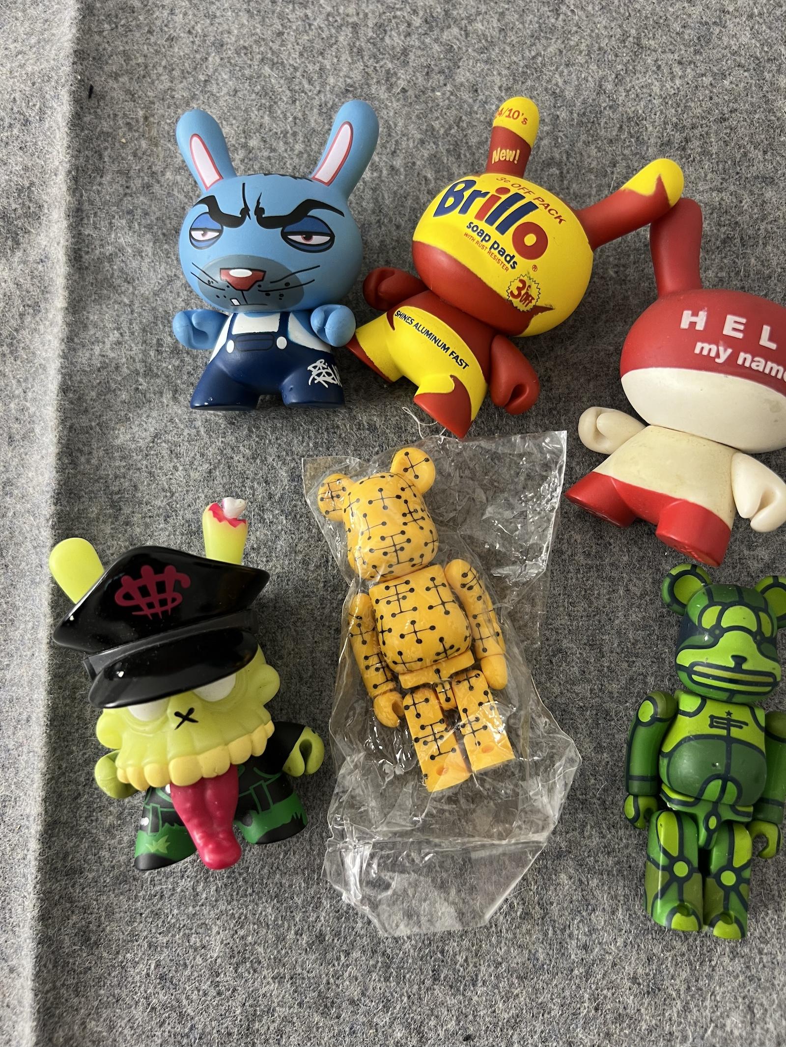 KIDROBOT DUNNY VINYL FIGURE COLLECTION LOT