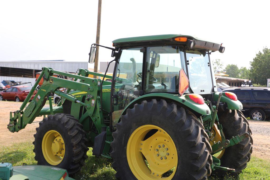 John Deere 5085M