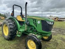 John Deere 5055E