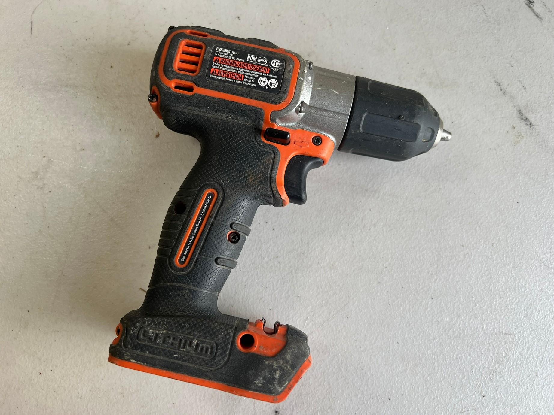 BLACK & DECKER DRILL - BDCDE120 - 20V