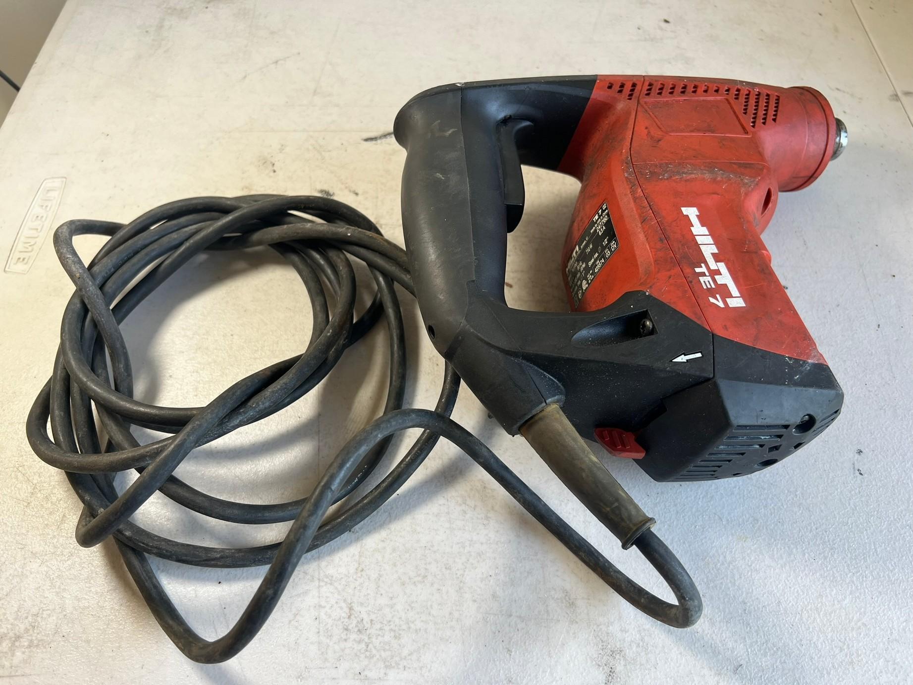 HILTI TE-7 ROTARY HAMMER DRILL