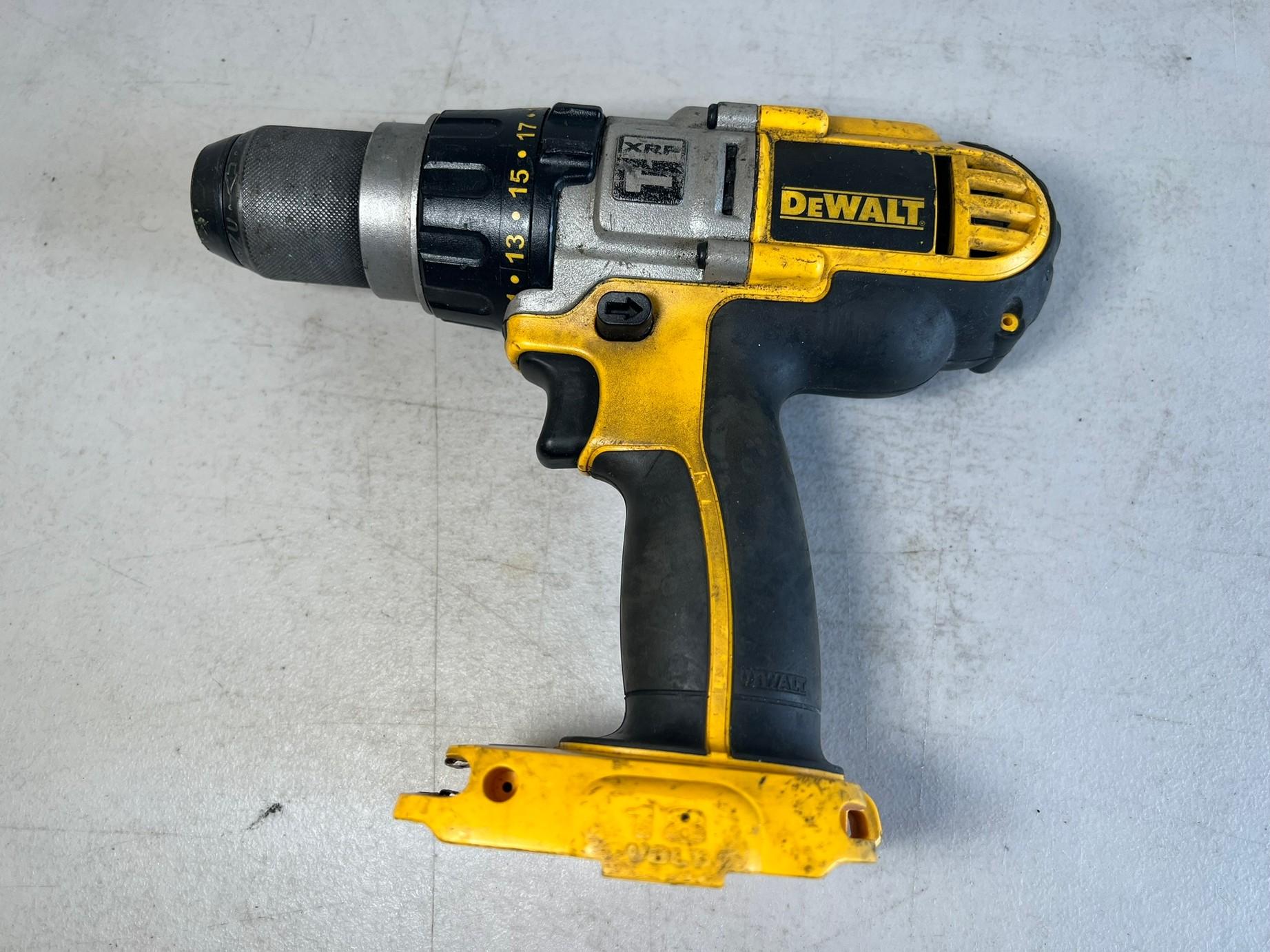 DEWALT XRP 1/2" CORDLESS DRILLER/DRIVER/HAMMER DRILL - DCD950