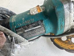 MAKITA ANGLE GRINDER - 4.5"