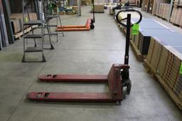 Gillis 5,500LB Capacity Pallet Jack