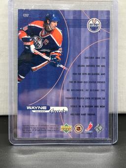 Wayne Gretzky 2000 Upper Deck Ovation Center Stage Insert #CS2