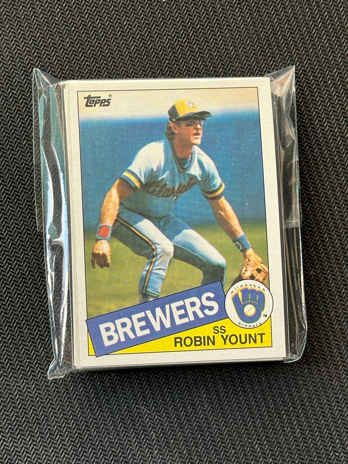 1985 Topps Lot of 25 - Team bagged