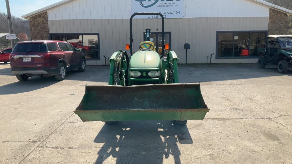 2015 John Deere 3320 Tractor