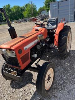 Yanmar 220 Tractor 615 hours