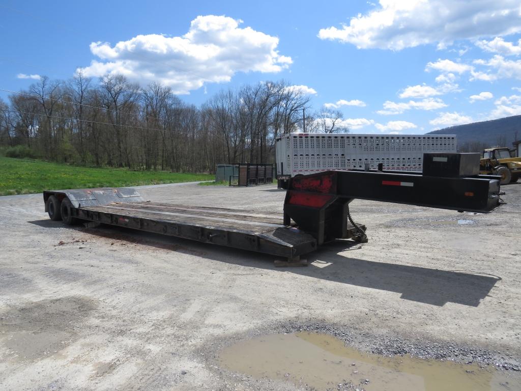 1982 Rogers Detach 35 Ton trailer