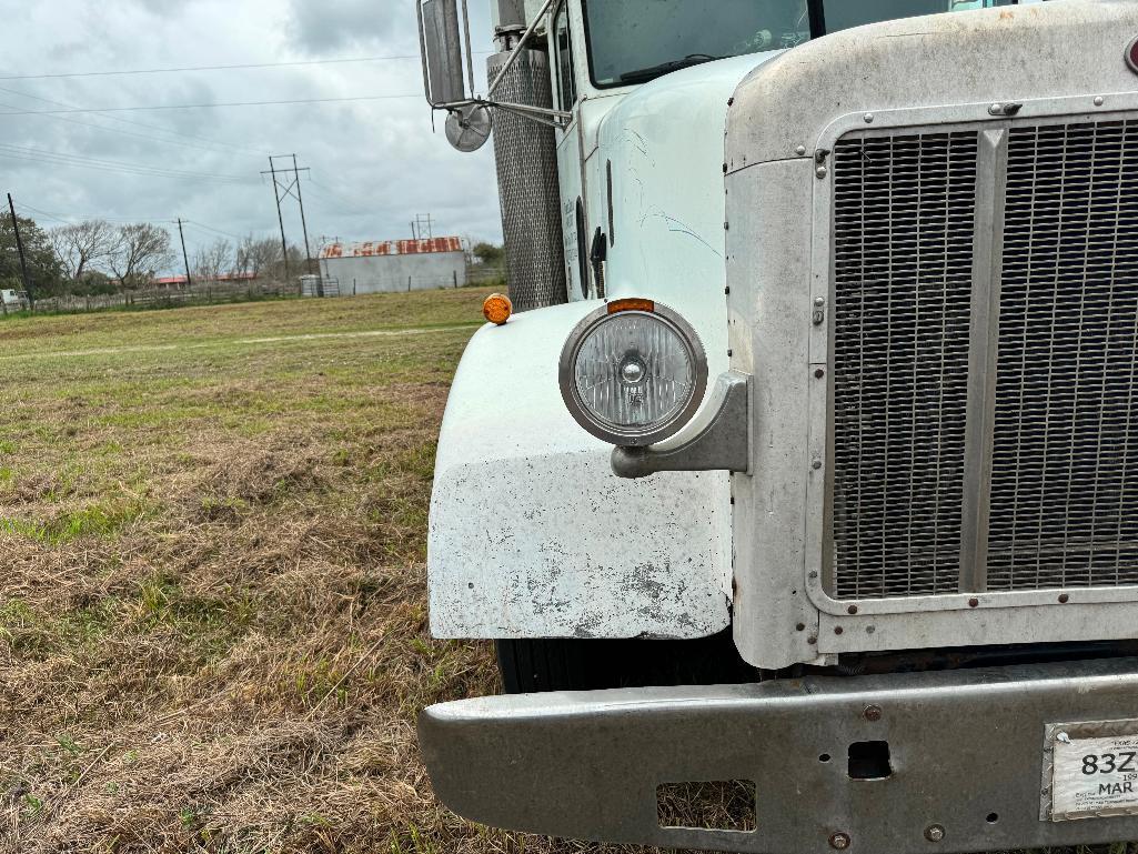 1999 Peterbilt 377