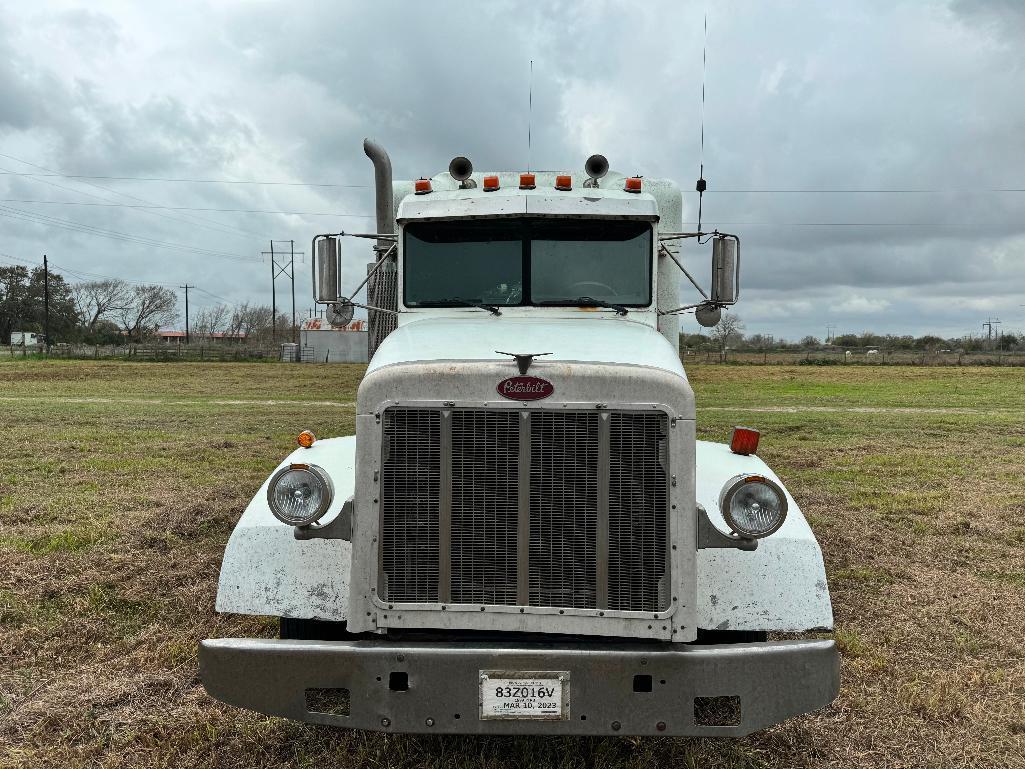 1999 Peterbilt 377